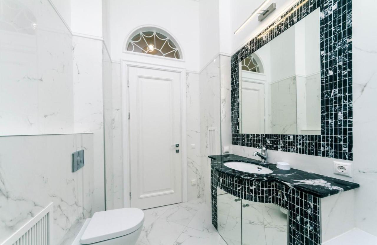 Luxury Beatiful Apartment On Pyshkinska Street Kyjev Exteriér fotografie